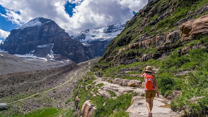 how-much-money-do-you-need-to-go-to-banff-clever-tourist